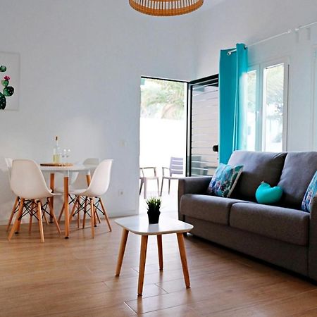 Playa Roca Bungalows Costa Teguise Bagian luar foto